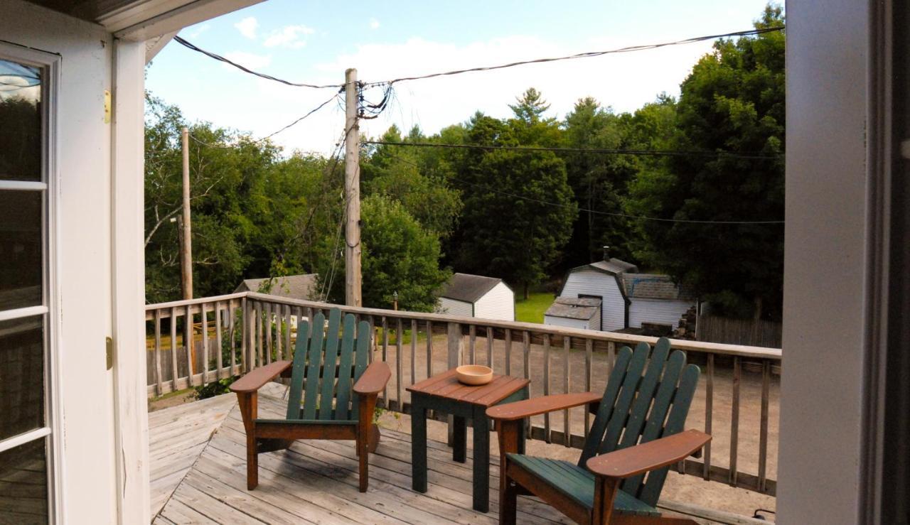 Maple Leaf Lodge Schroon Lake Экстерьер фото
