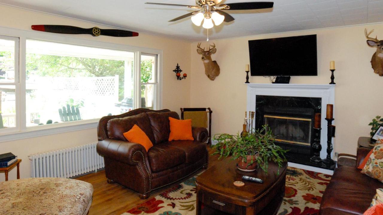 Maple Leaf Lodge Schroon Lake Экстерьер фото